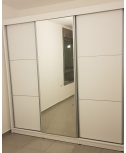 ארון הזזה גל 240 ס״מ עם דלת מראה מתנה